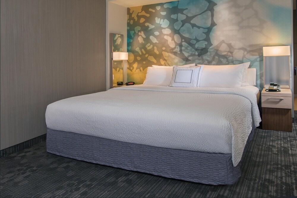 Готель Courtyard Portland East Fairview Екстер'єр фото