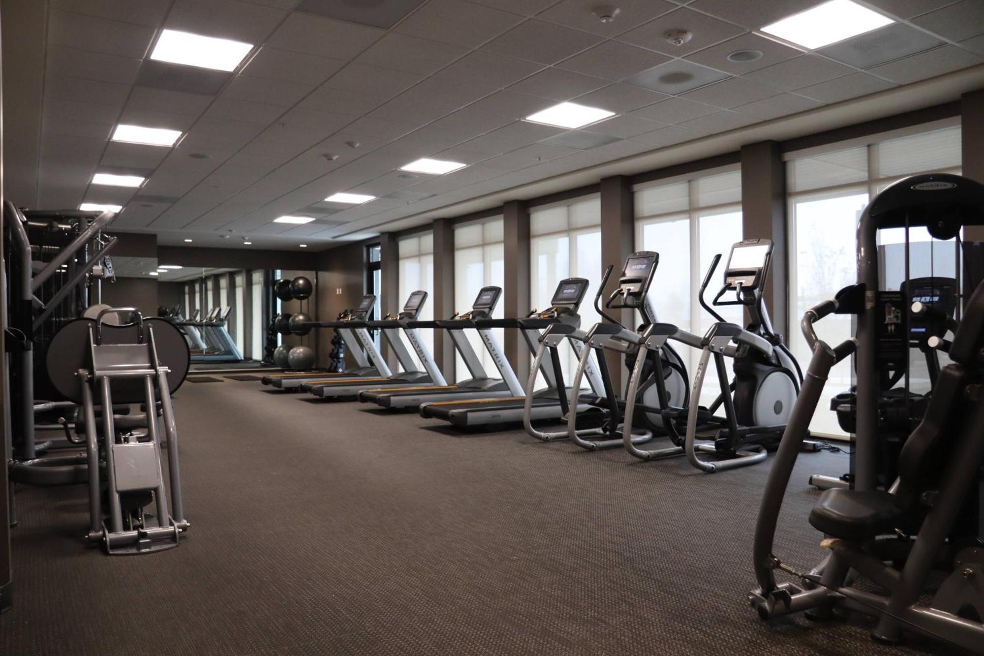 Готель Courtyard Portland East Fairview Екстер'єр фото